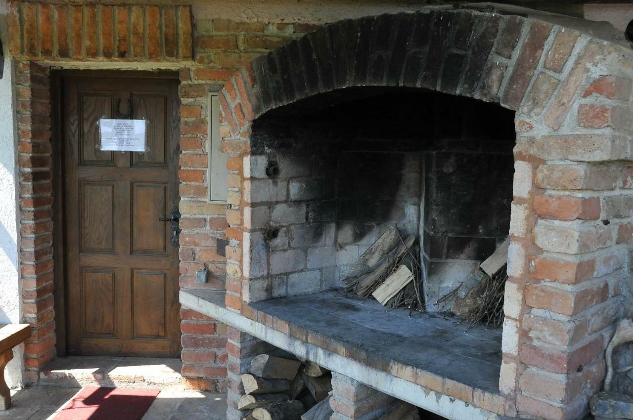 Robinson Vila Kitokret Kutjevo Extérieur photo